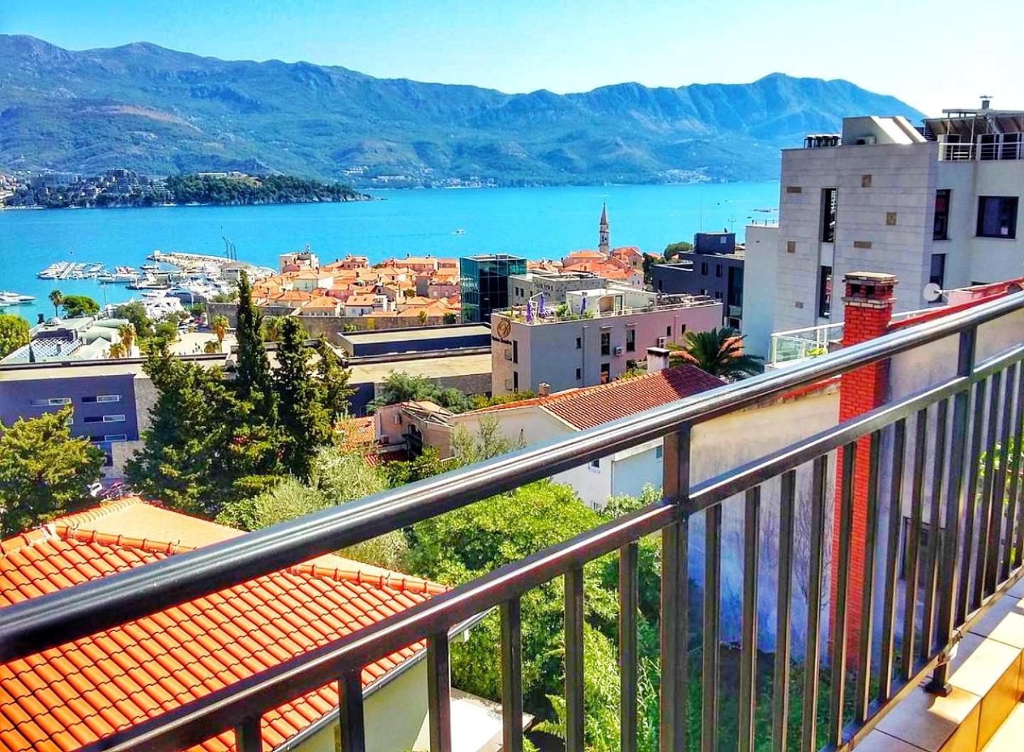Cupic * Budva
